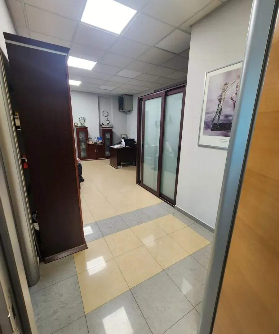 Izdavanje, poslovni prostor, 35m², Preko Morače, Podgorica