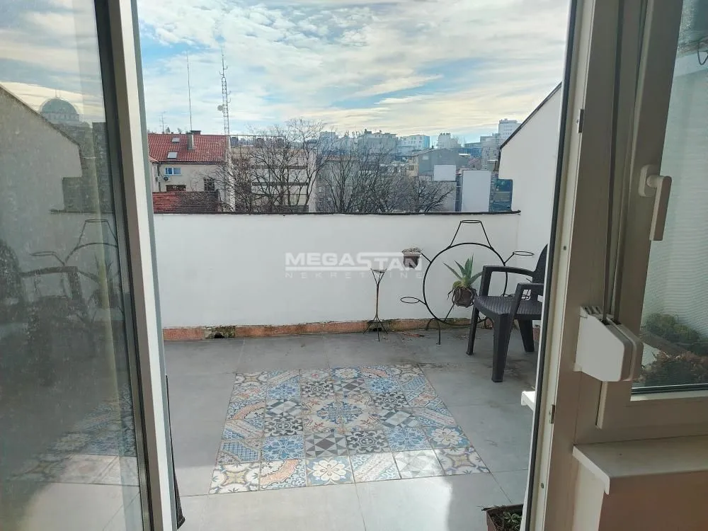Prodaja, četvorosoban stan, 117m², Slavija, Vračar Sve Podlokacije