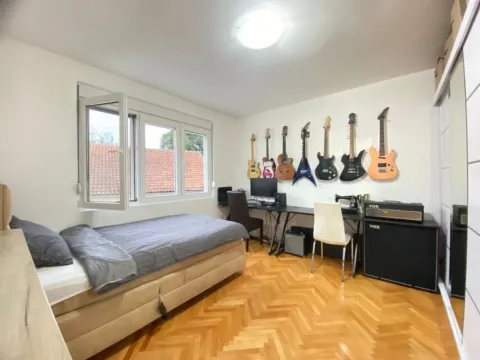 Sale, two bedroom apartment, 70m², Centar, Podgorica - image 2