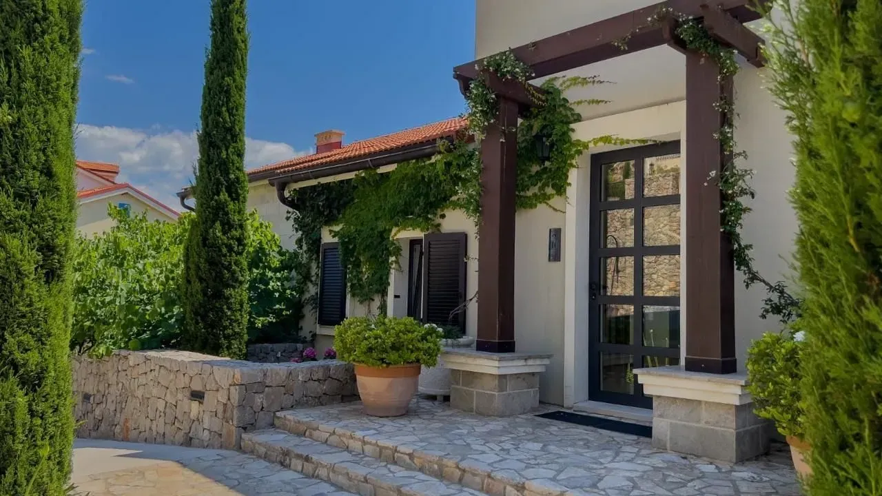 Prodaja, trosoban stan, 290m², Luštica, Tivat