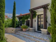 Prodaja, trosoban stan, 290m², Luštica, Tivat - image 1