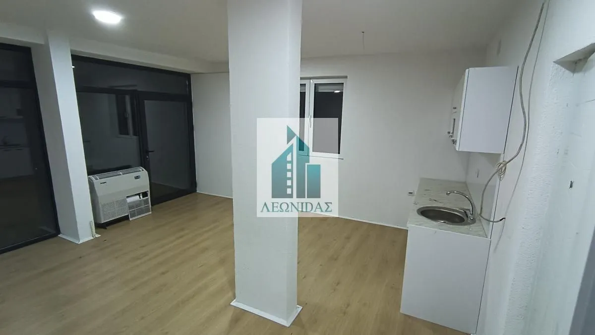 Rent, office space, 38m², Medijana, Niš