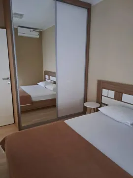 Rent, two bedroom apartment, 70m², Bečići, Budva - image 26
