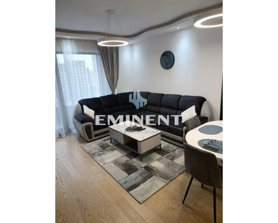 Izdavanje, dvosoban stan, 59m², Savski Venac, Beograd