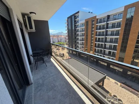 Rent, two bedroom apartment, 66m², Stari Aerodrom, Podgorica - image 10