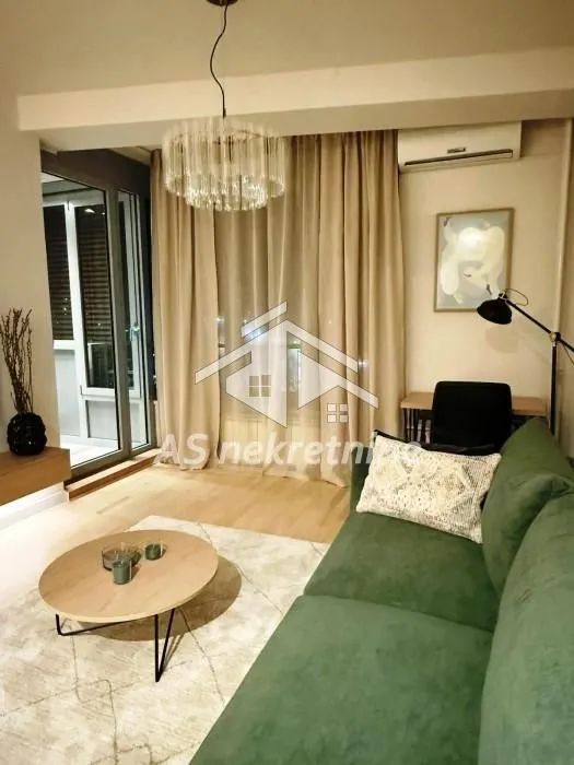 Izdavanje, dvosoban stan, 45m², Stari Grad, Beograd