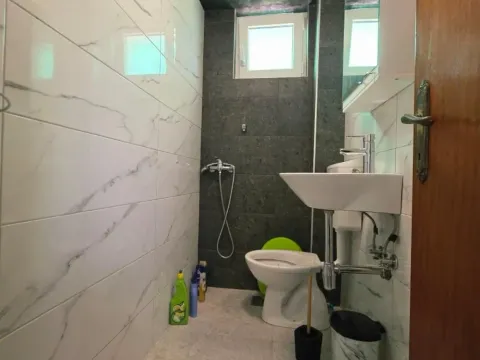 Sale, house, 218m², Vrčin, Grocka - image 16