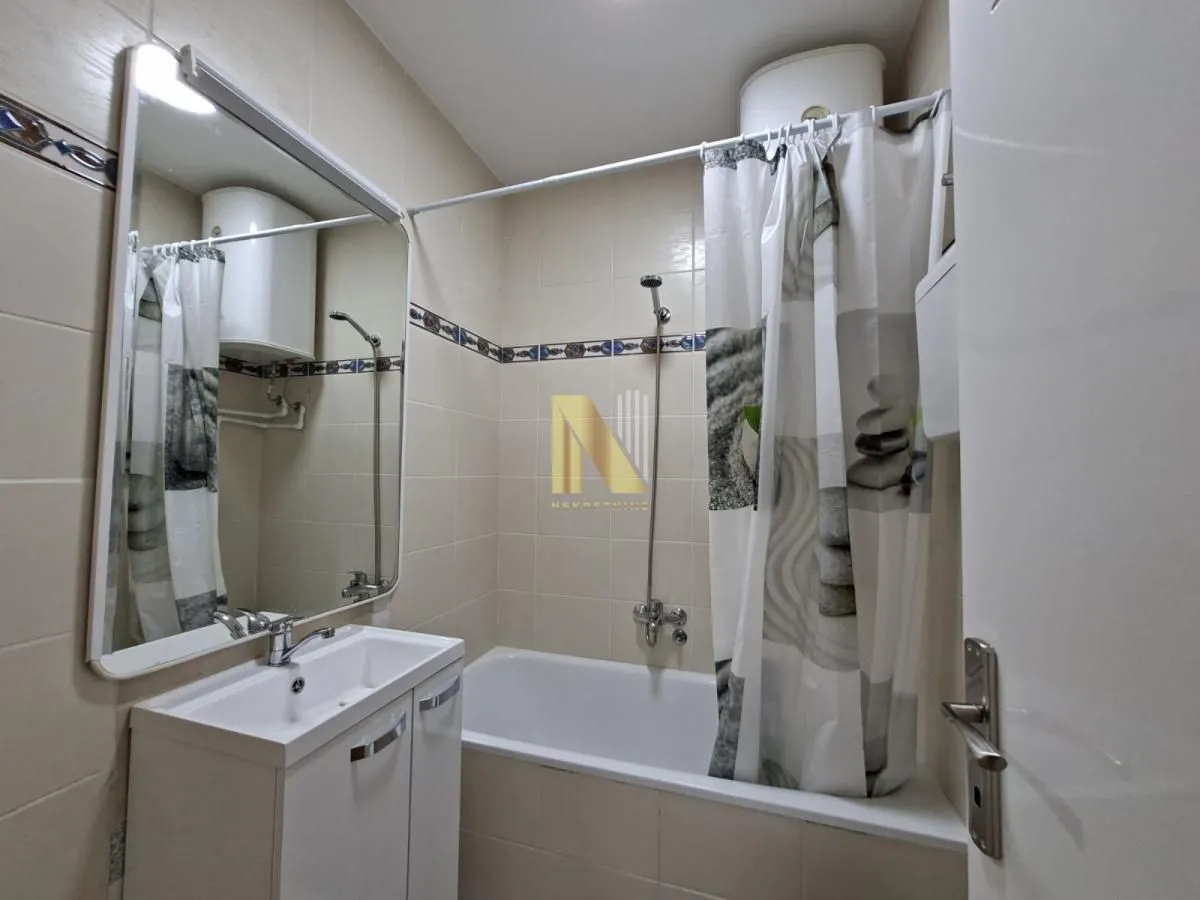 Prodaja, dvosoban stan, 49m², Grbavica, Novi Sad Sve Podlokacije