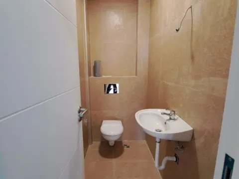 Prodaja, dvosoban stan, 64m², Tološi, Podgorica - image 8