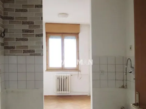 Prodaja, trosoban stan, 96m², Čukarička Padina, Beograd - image 8