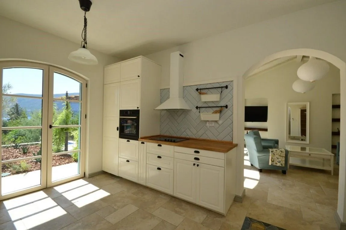Prodaja, kuća, 184m², Baošići, Herceg Novi