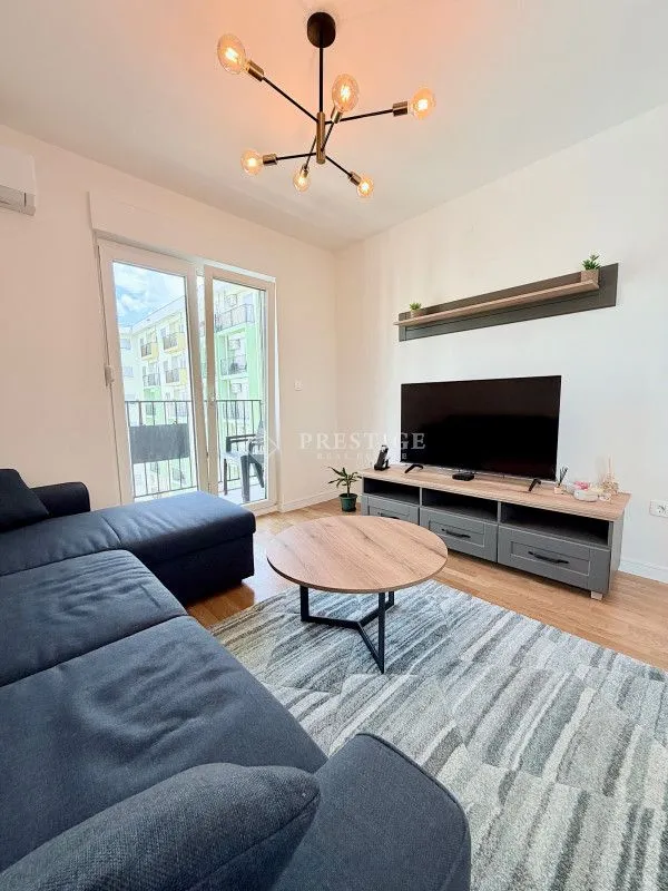 Rent, one bedroom apartment, 42m², Pobrežje, Podgorica