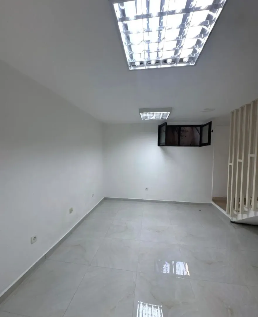 Rent, office space, 64m², Lepa Kata, Podgorica