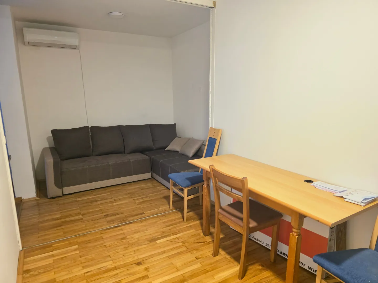 Izdavanje, dvosoban stan, 65m², Blok 5, Podgorica