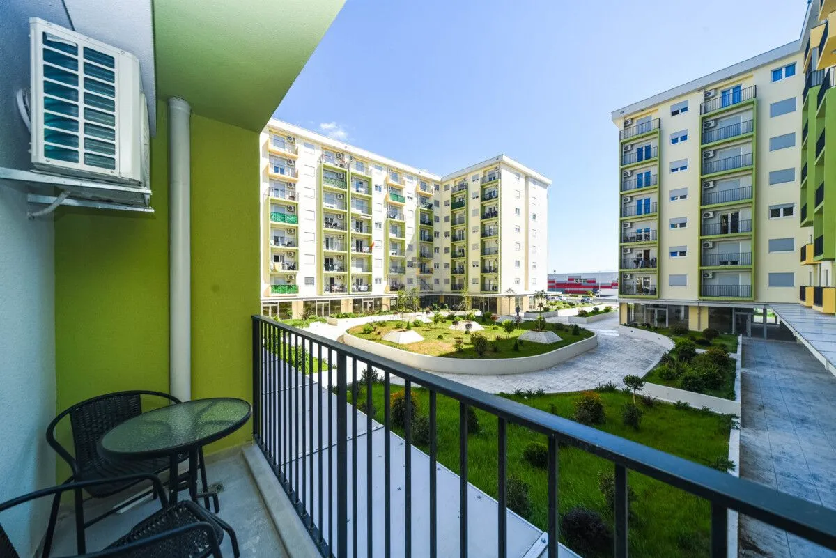 Izdavanje, jednosoban stan, 38m², Pobrežje, Podgorica