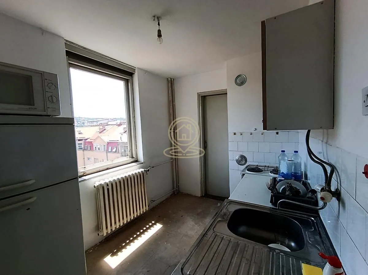 Prodaja, četvorosoban stan, 95m², Medijana, Niš