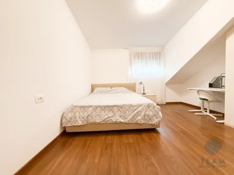 Izdavanje, četvorosoban stan, 125m², Master Kvart, Podgorica - image 16
