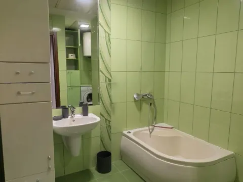 Izdavanje, dvosoban stan, 73m², City Kvart, Podgorica - image 11