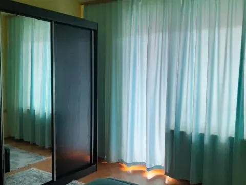 Izdavanje, jednosoban stan, 50m², Tavrića obori, Jagodina - image 5