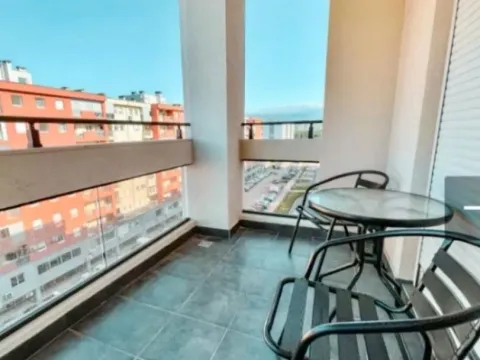 Izdavanje, dvosoban stan, 72m², City Kvart, Podgorica - image 2