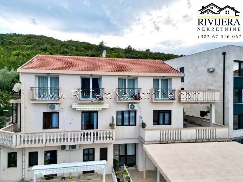 Sale, house, 370m², Đuraševići, Tivat