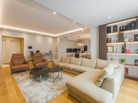 Sale, three bedroom apartment, 149m², Stara Varoš, Podgorica - image 4