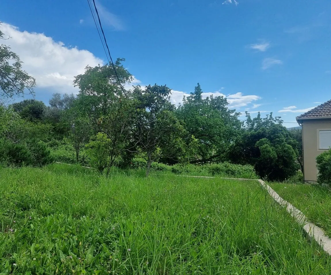 Prodaja, plac, 300m², Tivat, Crna Gora