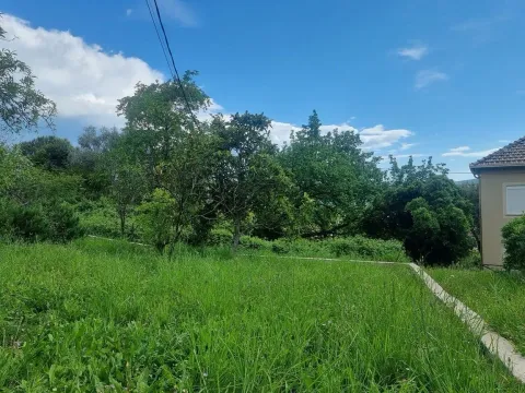 Prodaja, plac, 300m², Tivat, Crna Gora - image 1