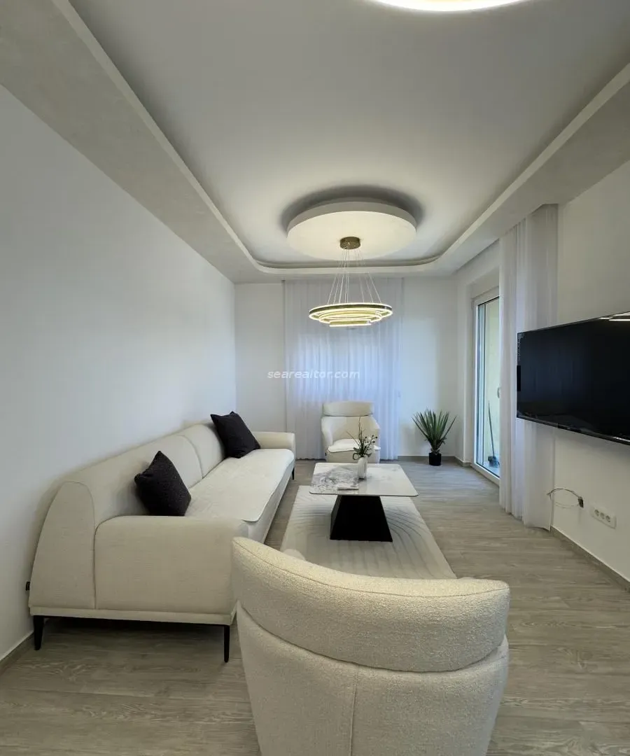 Sale, two bedroom apartment, 74m², Bečići, Budva