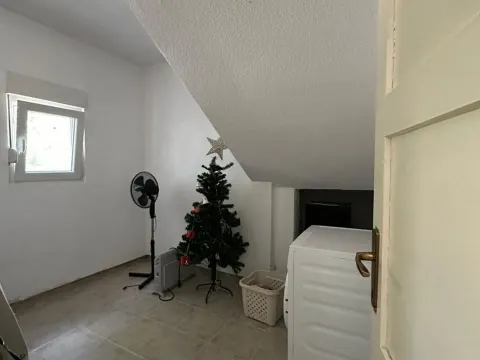 Sale, two bedroom apartment, 75m², Zagorič, Podgorica - image 17
