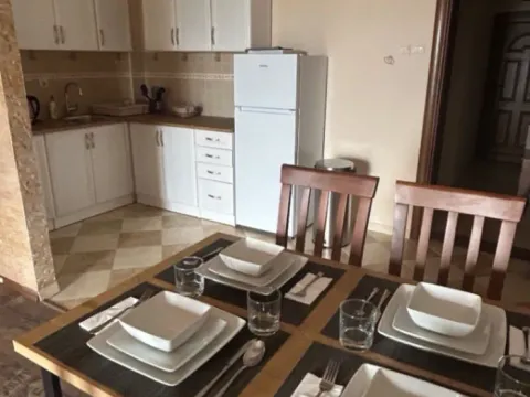 Daily-rent, two bedroom apartment, 65m², Bečići, Budva - image 4