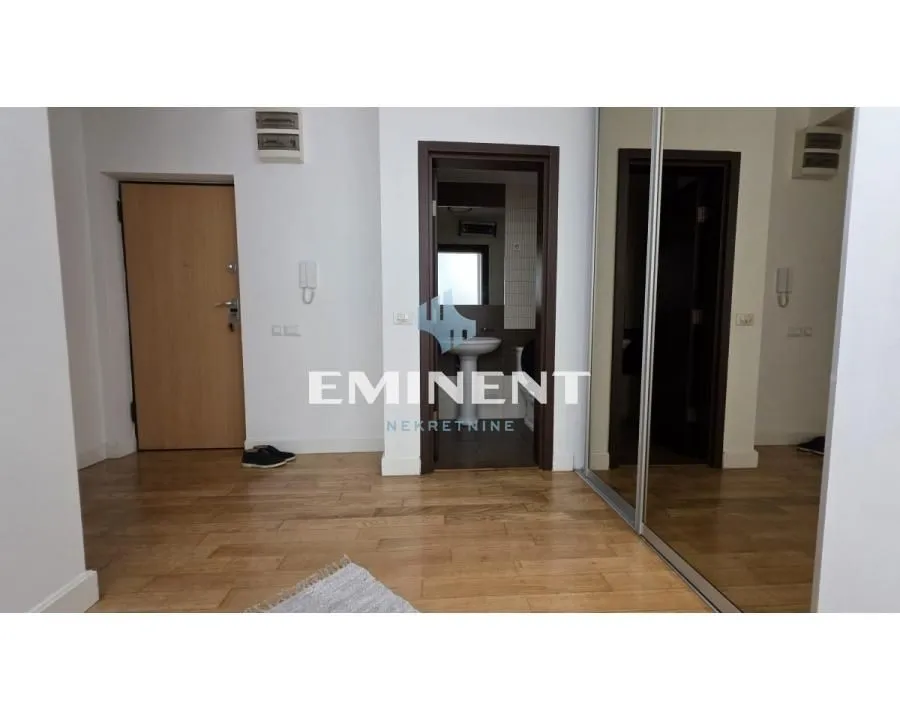Rent, three bedroom apartment, 111m², Neimar, Vračar Sve Podlokacije