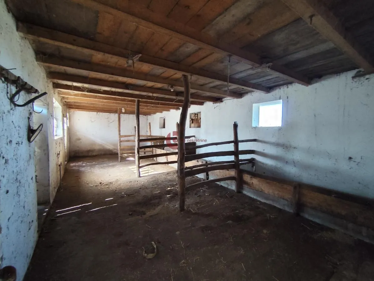Prodaja, kuća, 185m², Šupljak, Subotica