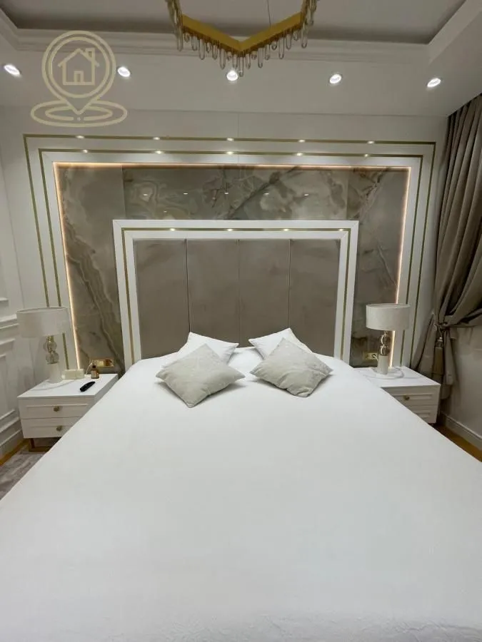 Prodaja, četvorosoban stan, 175m², Savski Venac, Beograd
