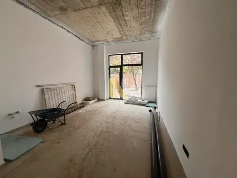 Izdavanje, poslovni prostor, 107m², Bulevar patrijarha Pavla, Novi Sad Sve Podlokacije - image 5