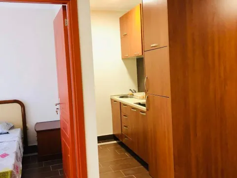 Sale, one bedroom apartment, 37m², Bečići, Budva - image 6