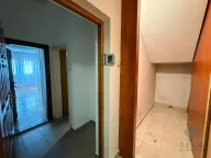 Izdavanje, poslovni prostor, 36m², Centar, Podgorica - image 5