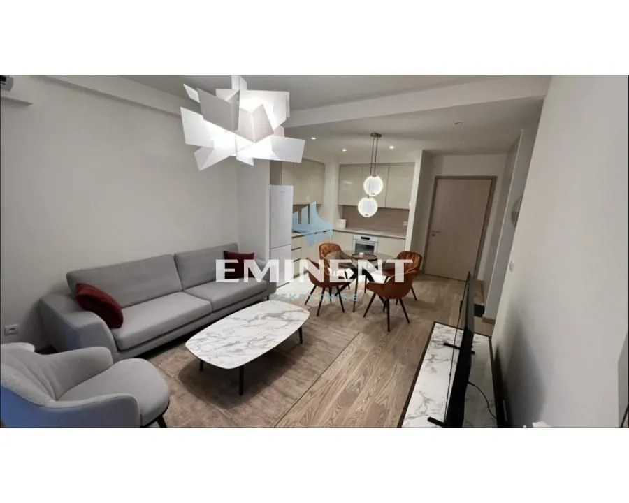 Izdavanje, dvosoban stan, 56m², Savski Venac, Beograd