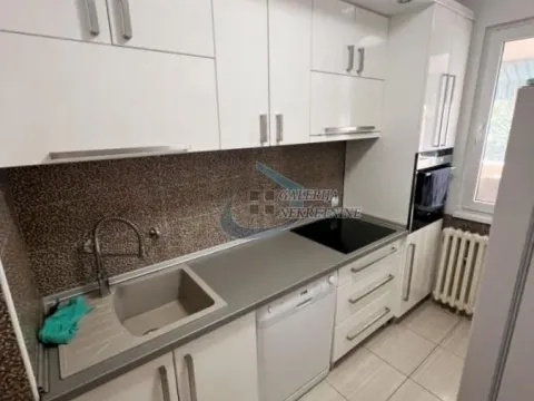 Sale, three bedroom apartment, 75m², Farmaceutski Fakultet, Voždovac Sve Podlokacije - image 4