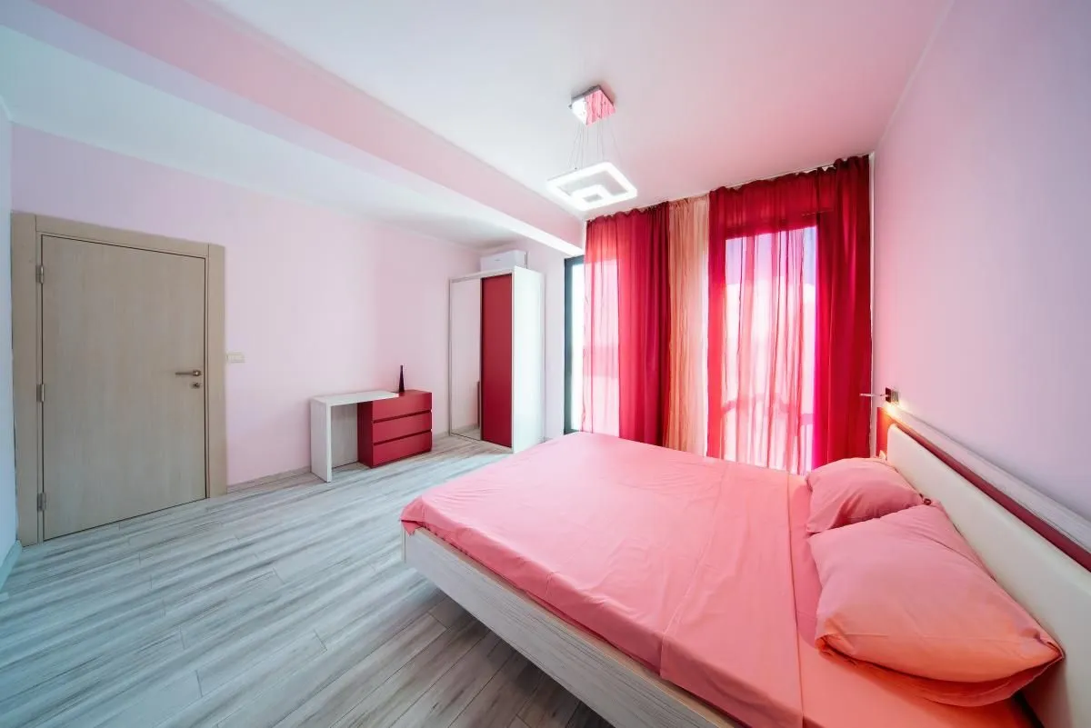 Prodaja, trosoban stan, 234m², Bečići, Budva