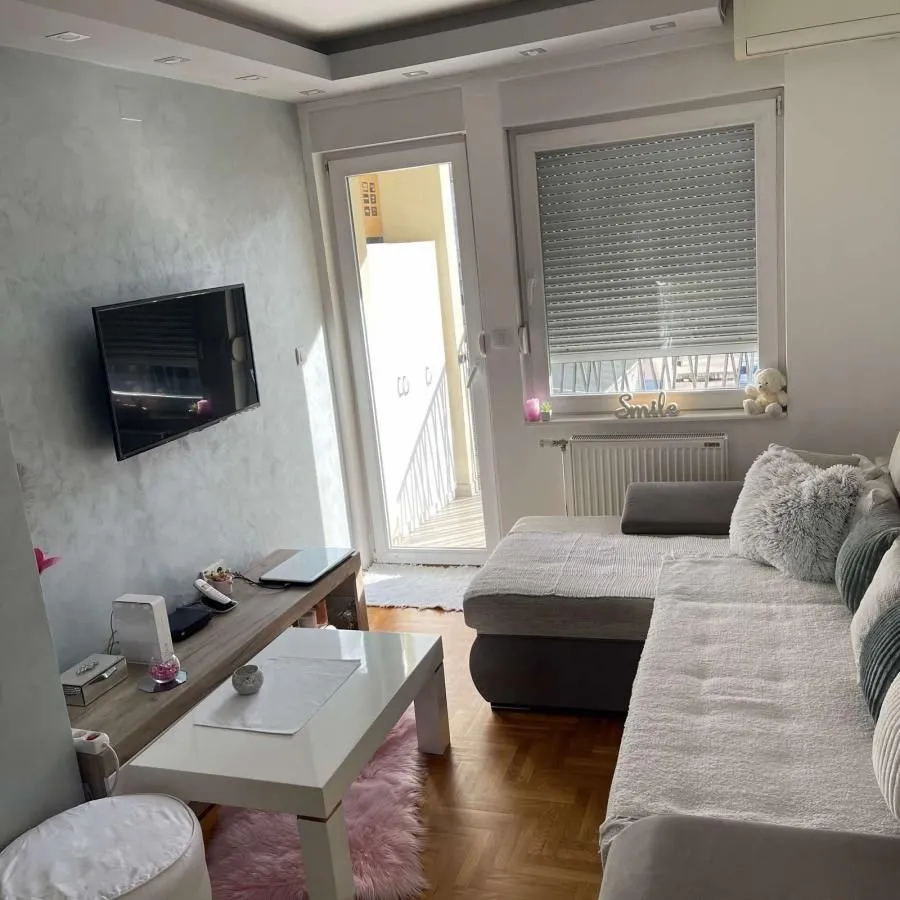 One Bedroom Apartment for Rent, 34m2, Nova Detelinara, Novi Sad, Novi Sad