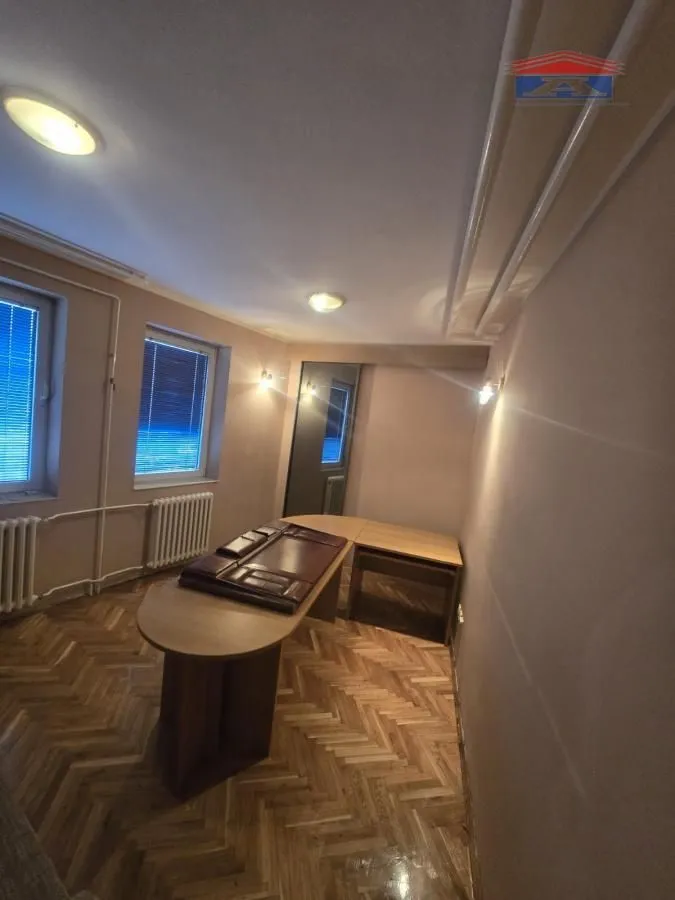 Rent, office space, 40m², Bulevar Oslobodjenja, Novi Sad Sve Podlokacije