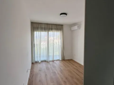 Izdavanje, kuća, 182m², Kava, Tivat - image 8