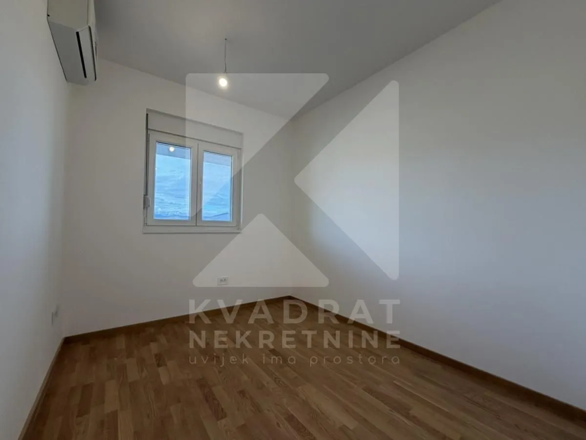 Prodaja, trosoban stan, 104m², Stari Aerodrom, Podgorica