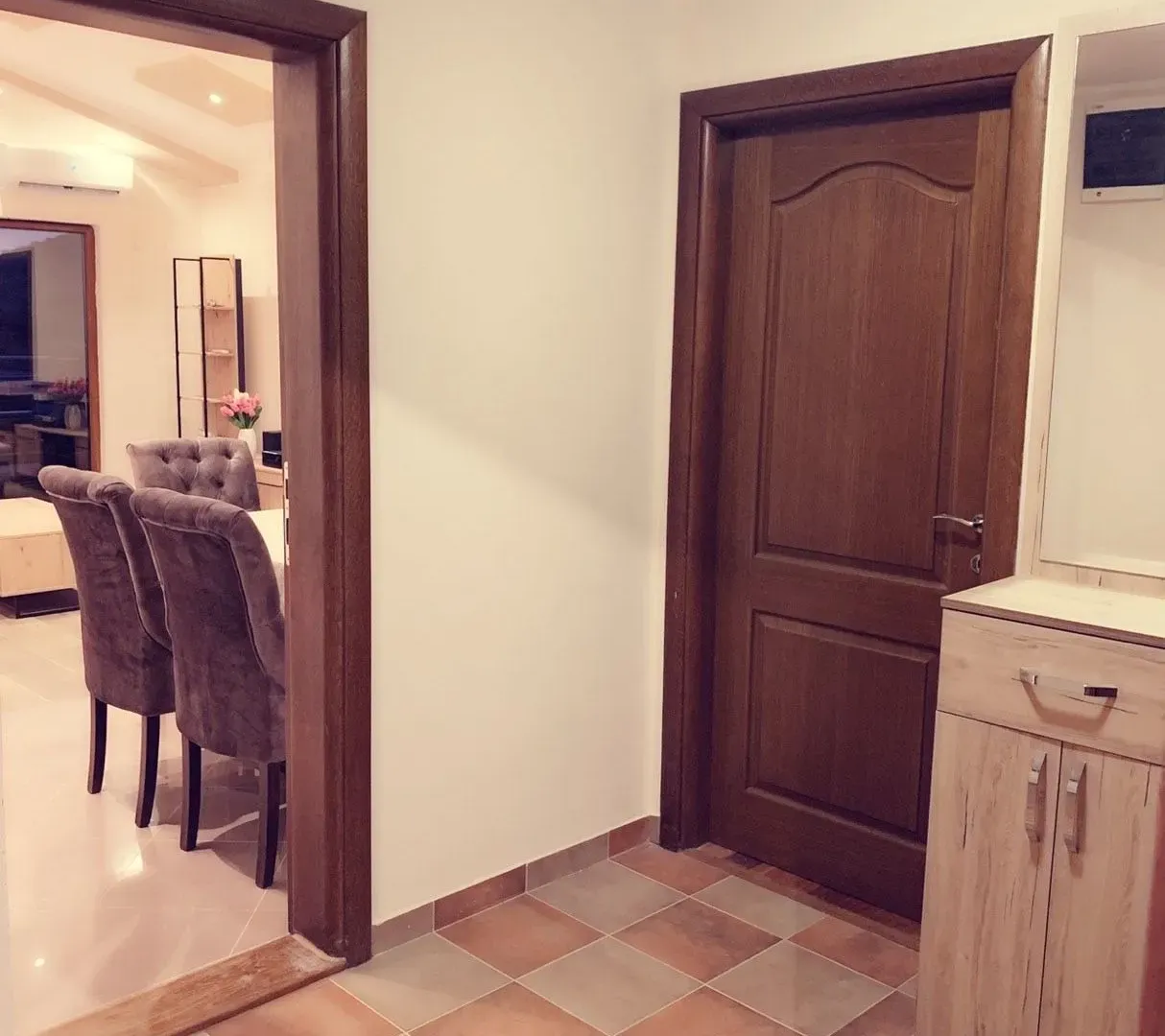 Rent, two bedroom apartment, 73m², Bečići, Budva