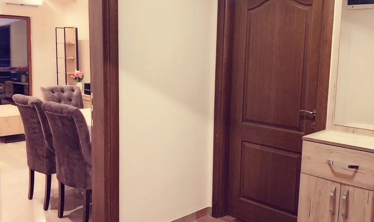 Rent, two bedroom apartment, 73m², Bečići, Budva