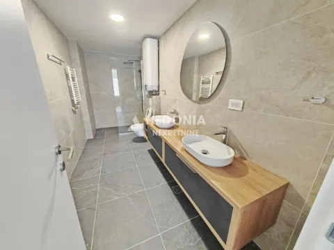 Rent, four bedroom apartment, 133m², Autokomanda, Voždovac Sve Podlokacije - image 16