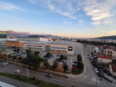 Prodaja, dvosoban stan, 70m², City Kvart, Podgorica - image 6