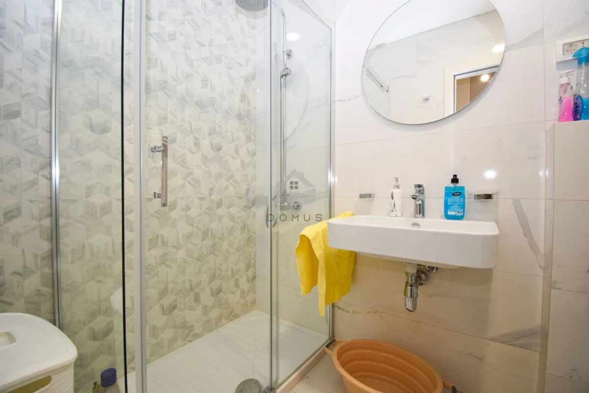Rent, one bedroom apartment, 49m², Central Point, Podgorica