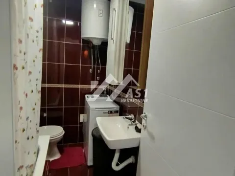 Izdavanje, dvosoban stan, 47m², Podbara, Novi Sad Sve Podlokacije - image 9